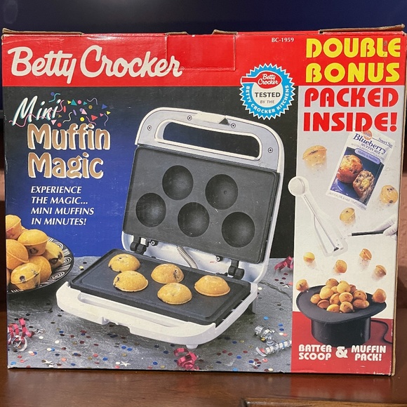 Betty Crocker Mini Muffin Magic Cupcake & Muffin Maker